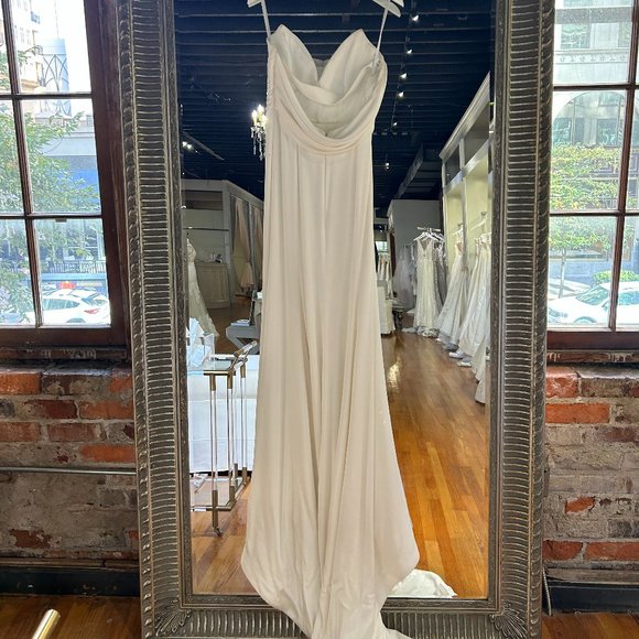 Rivini - Quinn Wedding Gown Size 10 - Picture 4 of 5